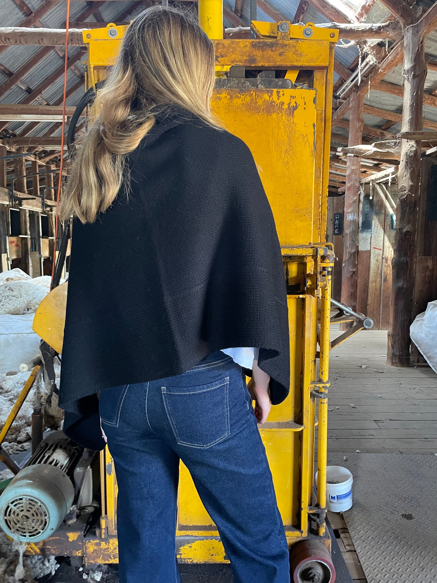 Angled Wool Cape Black