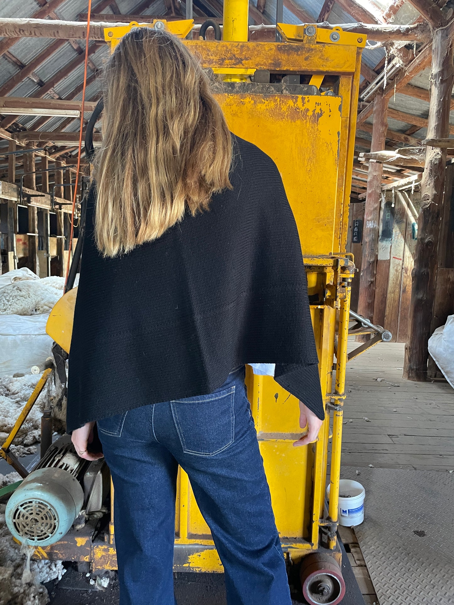 Angled Wool Cape Black